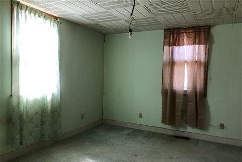 210 E Hancock St, Longview, IL 61852 photo 7