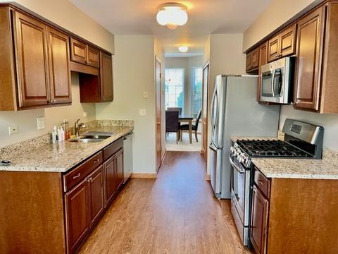 2320 Cryder Ln, Plainfield, IL 60586 photo 5