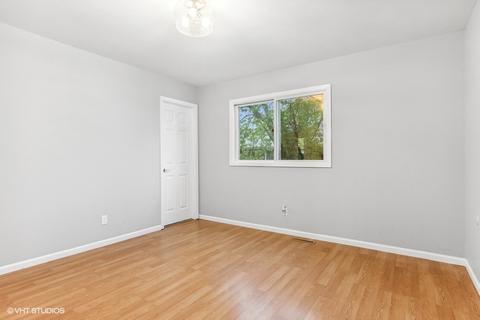 101 Windridge Dr, Mchenry, IL 60050 photo 10