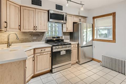 9559 S Charles St, Chicago, IL 60643 photo 4