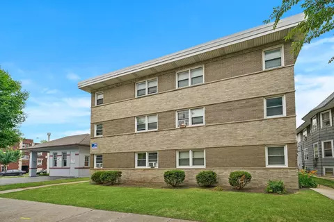 929 S Oak Park Ave #1SW, Oak Park, IL 60304