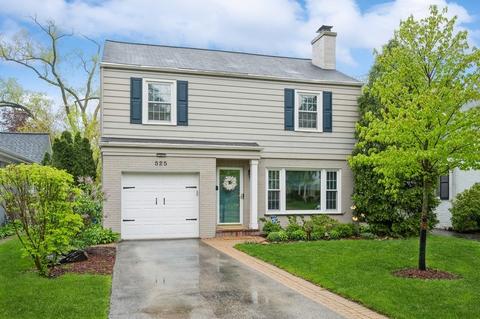 525 Pleasant Ave, Highland Park, IL 60035