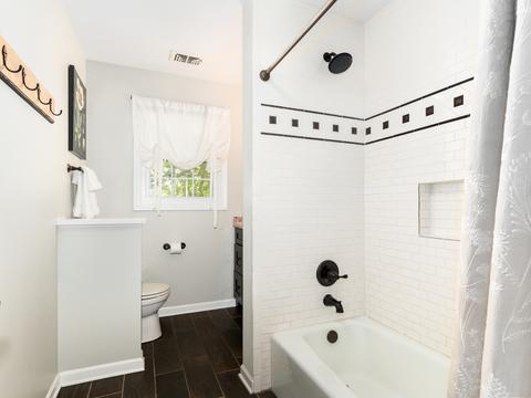 210 Devon Ln, Naperville, IL 60540 photo 13