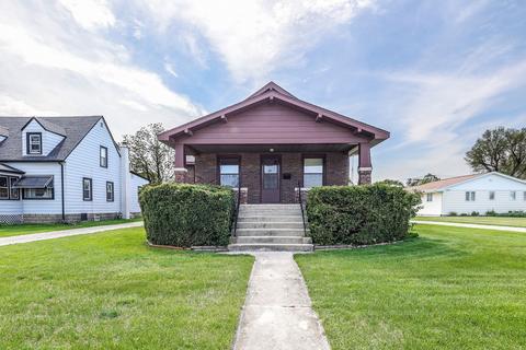 210 S Broadway St, Coal City, IL 60416