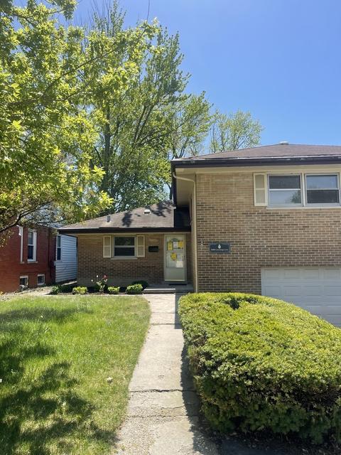 2048 Cummings Ln, Flossmoor, IL 60422
