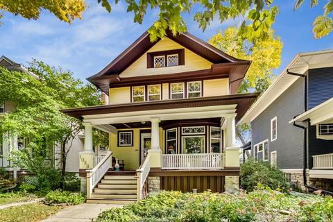 1028 Wenonah Ave, Oak Park, IL 60304