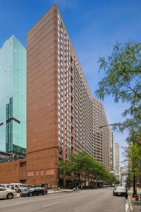 211 E Ohio St #2217, Chicago, IL 60611