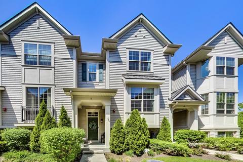 297 S Northwest Hwy #5, Park Ridge, IL 60068