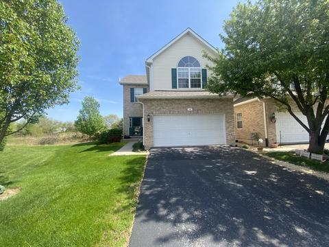 16 Lily Ct, Bolingbrook, IL 60440