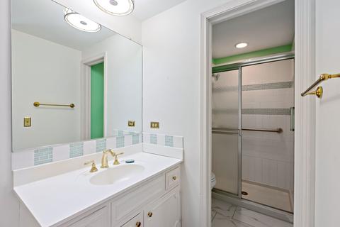 135 Mohawk Dr, North Barrington, IL 60010 photo 13