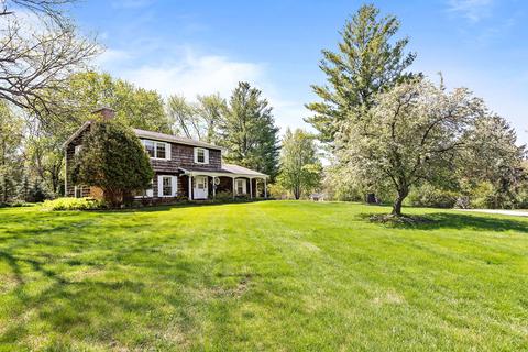 135 Mohawk Dr, North Barrington, IL 60010 photo 3