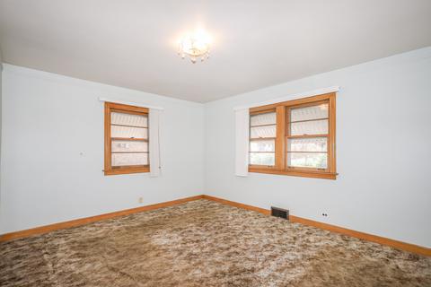 7635 Odell Ave, Bridgeview, IL 60455 photo 13