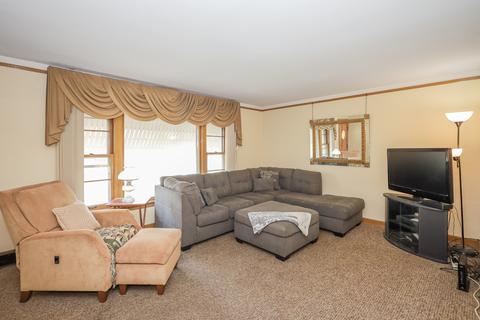 7635 Odell Ave, Bridgeview, IL 60455 photo 5