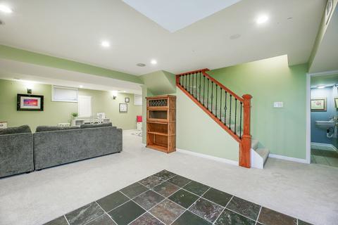 1595 Whitman Ln, Wheaton, IL 60189 photo 24