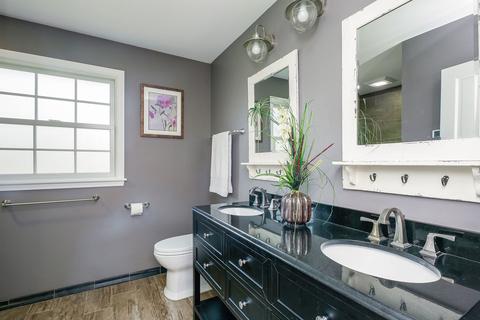 1595 Whitman Ln, Wheaton, IL 60189 photo 15
