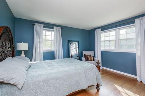 1595 Whitman Ln, Wheaton, IL 60189 photo 14