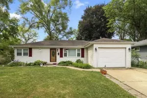 259 Normandy Ln, Grayslake, IL 60030