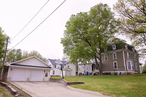 1406 Bluff St, Peru, IL 61354 photo 7