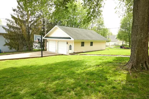 1406 Bluff St, Peru, IL 61354 photo 57