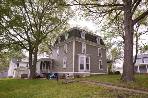 1406 Bluff St, Peru, IL 61354 photo 6