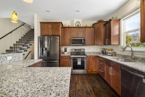 5614 Major Dr, Plainfield, IL 60586 photo 9