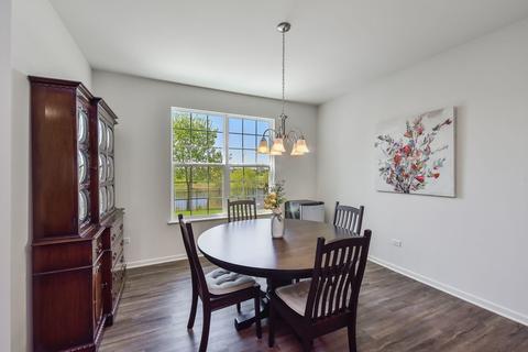 16010 S Selfridge Cir, Plainfield, IL 60586 photo 8