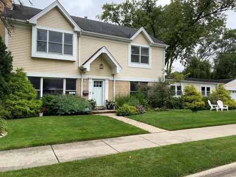 2502 Oak Ave, Northbrook, IL 60062