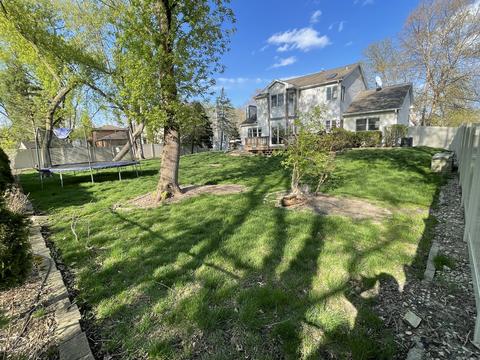 298 10th St, Wheeling, IL 60090 photo 3