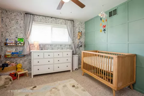 462 E Allison St, Elmhurst, IL 60126 photo 9