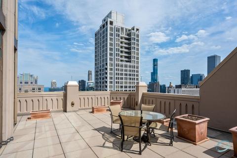 21 E Huron St #1603, Chicago, IL 60611 photo 51