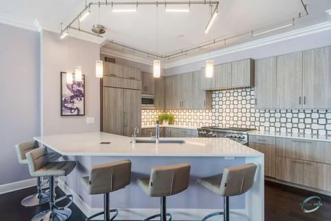 21 E Huron St #1603, Chicago, IL 60611 photo 18