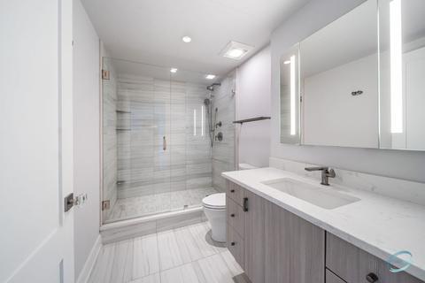 21 E Huron St #1603, Chicago, IL 60611 photo 35