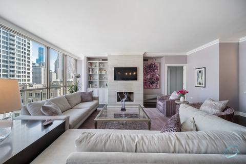 21 E Huron St #1603, Chicago, IL 60611 photo 6