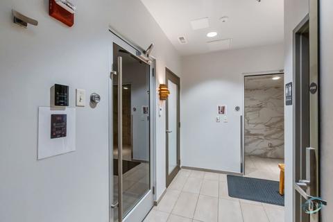 21 E Huron St #1603, Chicago, IL 60611 photo 44