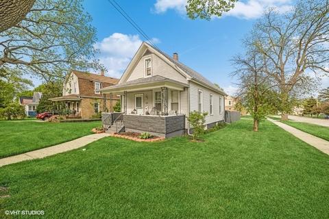 553 Mcclure Ave, Elgin, IL 60123 photo 2
