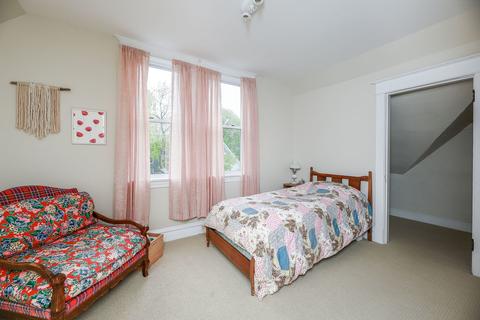 627 W Wesley St, Wheaton, IL 60187 photo 14