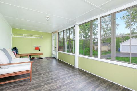 627 W Wesley St, Wheaton, IL 60187 photo 17
