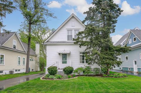 627 W Wesley St, Wheaton, IL 60187 photo 1