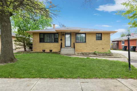 18337 Rose Ave, Lansing, IL 60438