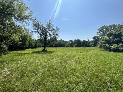 799 W Everett Rd, Lake Forest, IL 60045