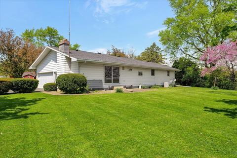 401 E Bond St, Bement, IL 61813 photo 37