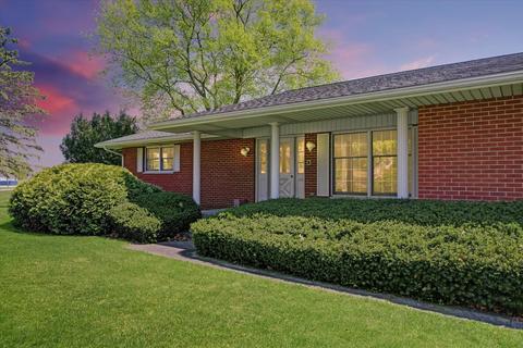 401 E Bond St, Bement, IL 61813 photo 7