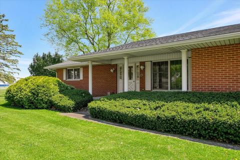 401 E Bond St, Bement, IL 61813 photo 8