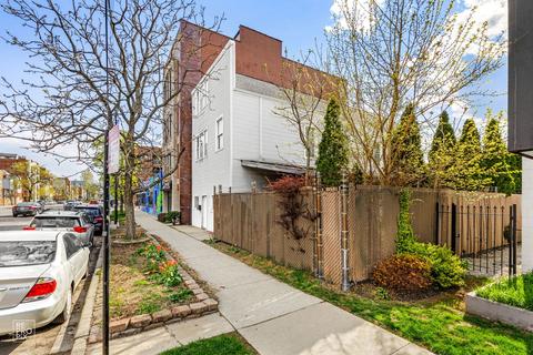 3714 N Ashland Ave, Chicago, IL 60613