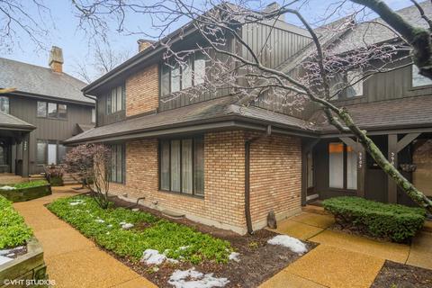 3903 Mission Hills Rd, Northbrook, IL 60062