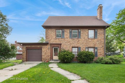 212 N 1st St, Elburn, IL 60119