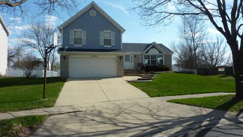1158 Winding Glen Dr, Carol Stream, IL 60188