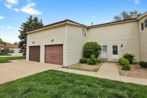 1717 King Dr #B, Normal, IL 61761 photo 1