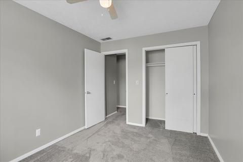 1717 King Dr #B, Normal, IL 61761 photo 12