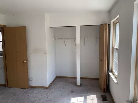 910 E 40th St, Chicago, IL 60653 photo 12